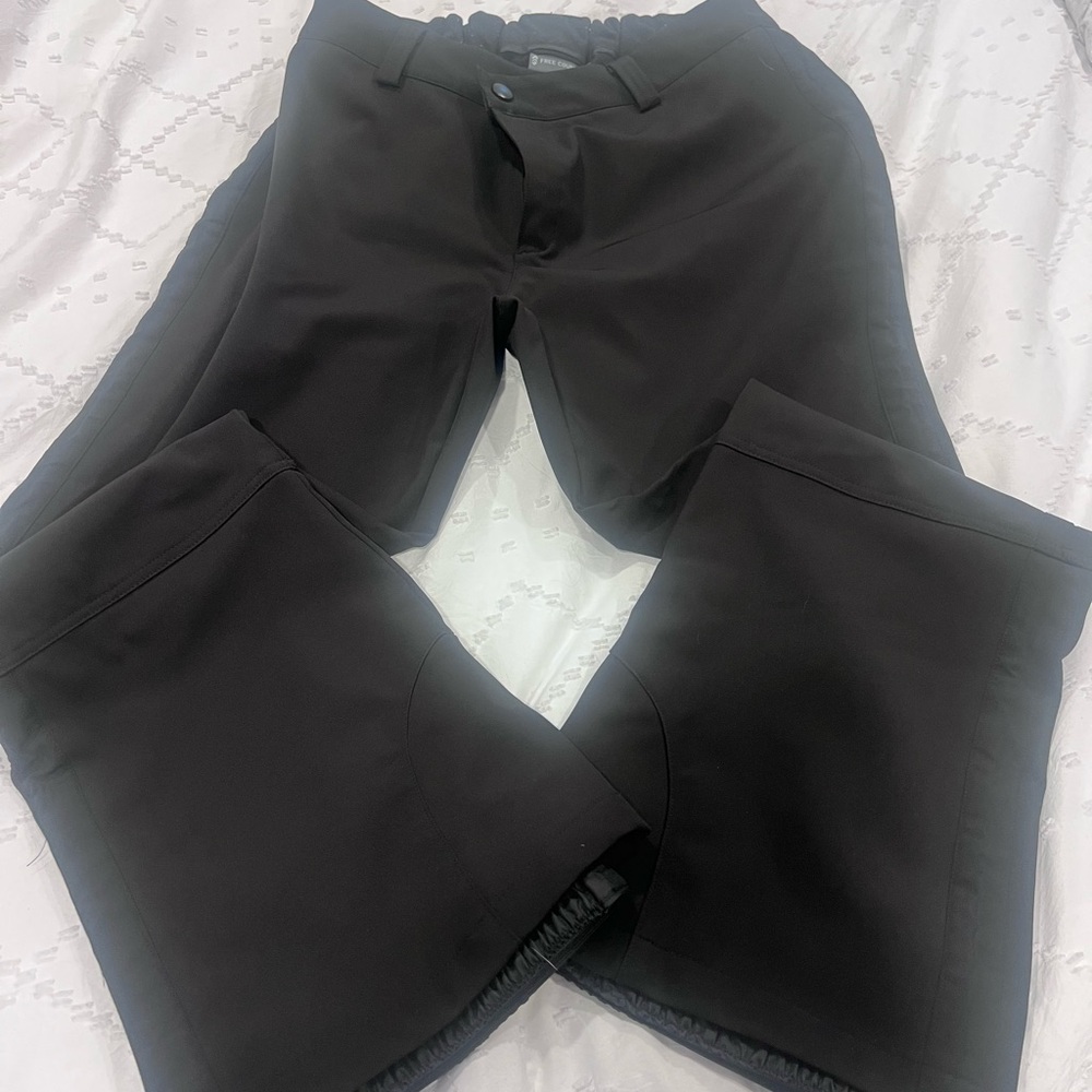 Free Country Black women's ski pants with belt loops. Size XL Never worn